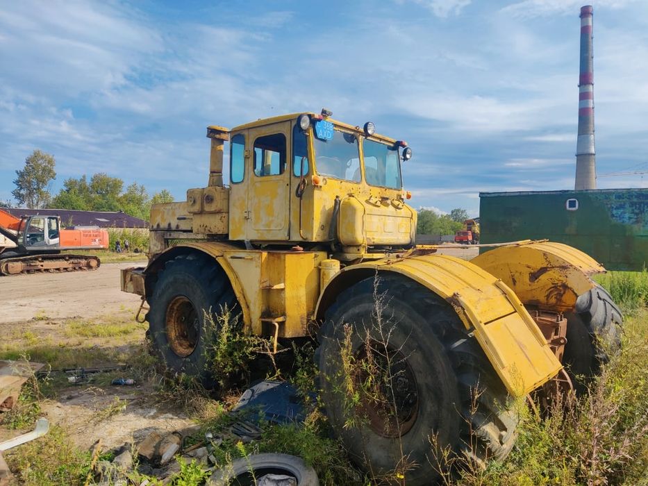 Кировец К-701 продам