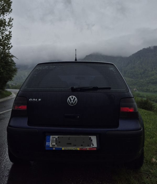 VOLKSWAGEN Golf 2000 — imagine 3