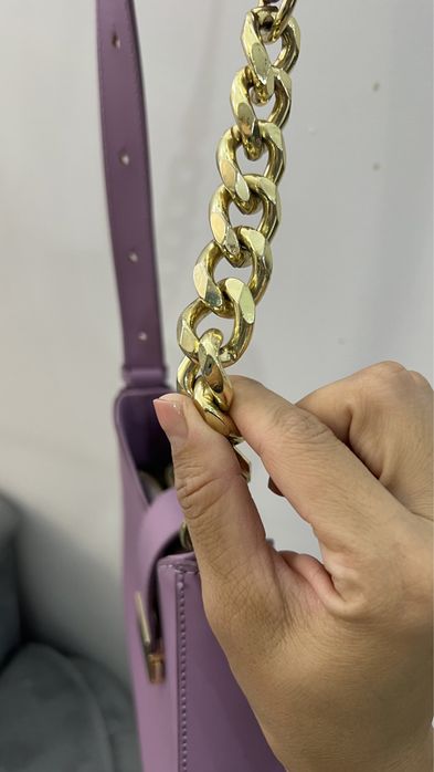 Продам сумочку натуральная кожа