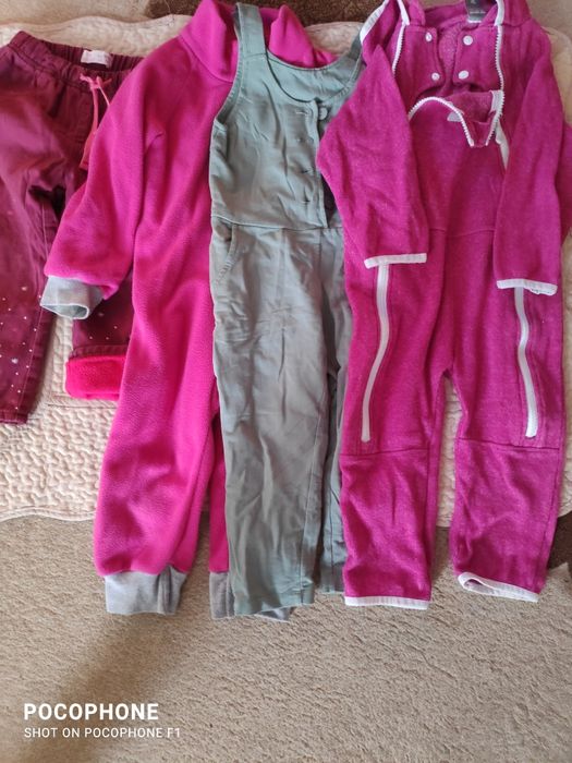 Продам детские вещи