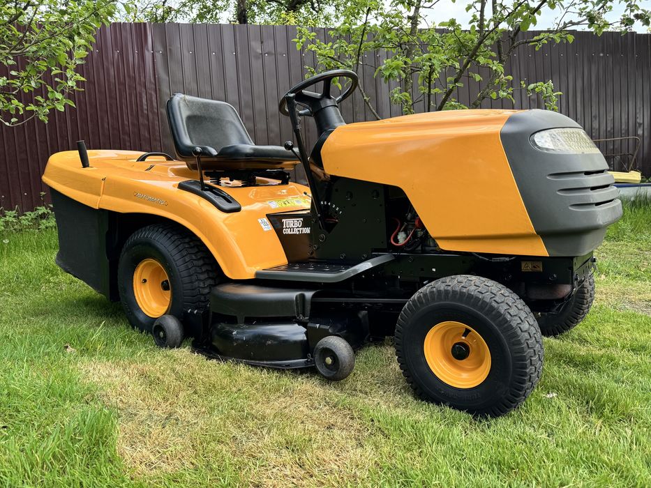 Tractoras Gazon tractor  Gazon  pentru tuns gazone