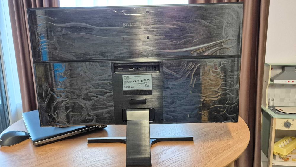 Monitor SAMSUNG 28" 4K - ca nou