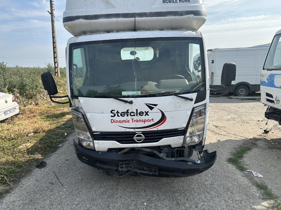 Dezmembrez renault maxity , cabstar nissan 2.5