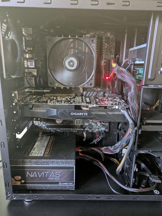 Unitate gaming i5 gtx 1070 ssd 16gb ddr4