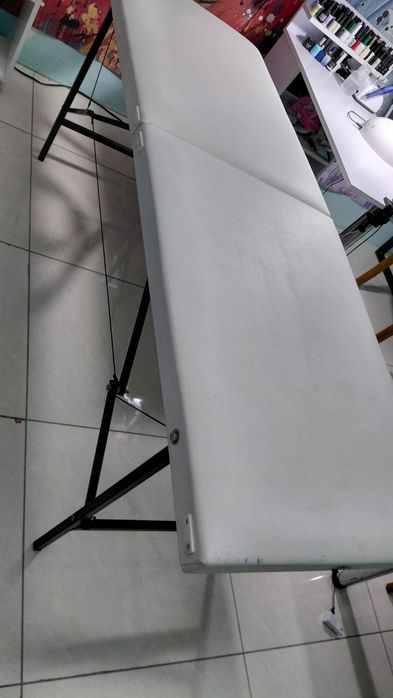 Продаю кушетку для бьюти