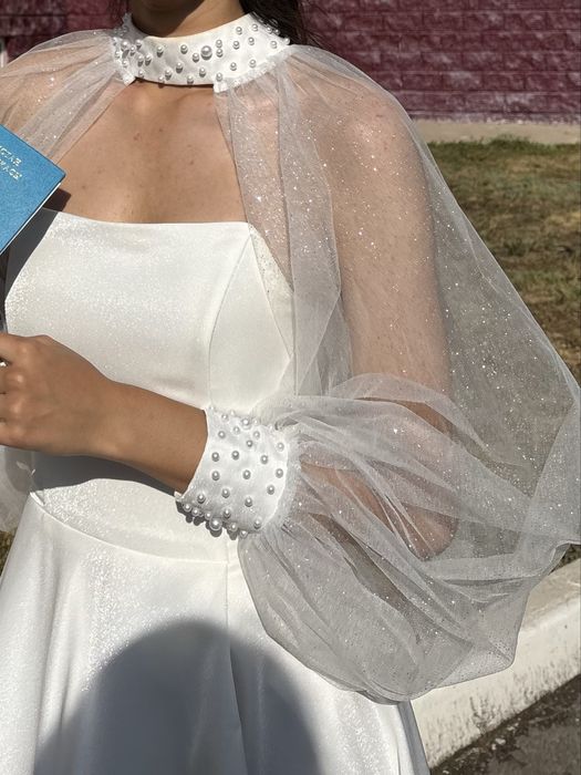 Элегантное белое платье