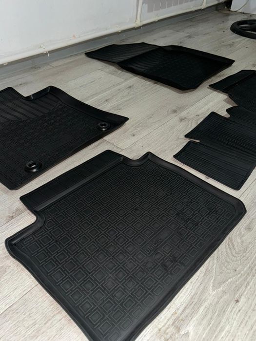 Продам полики камри 70/75