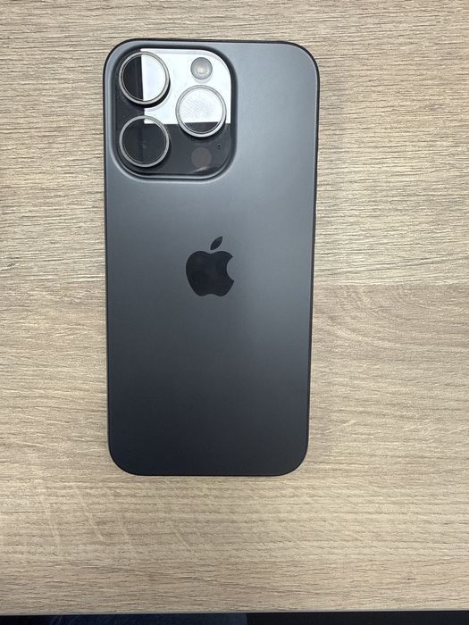 iPhone 15 Pro 128GB с гаранция