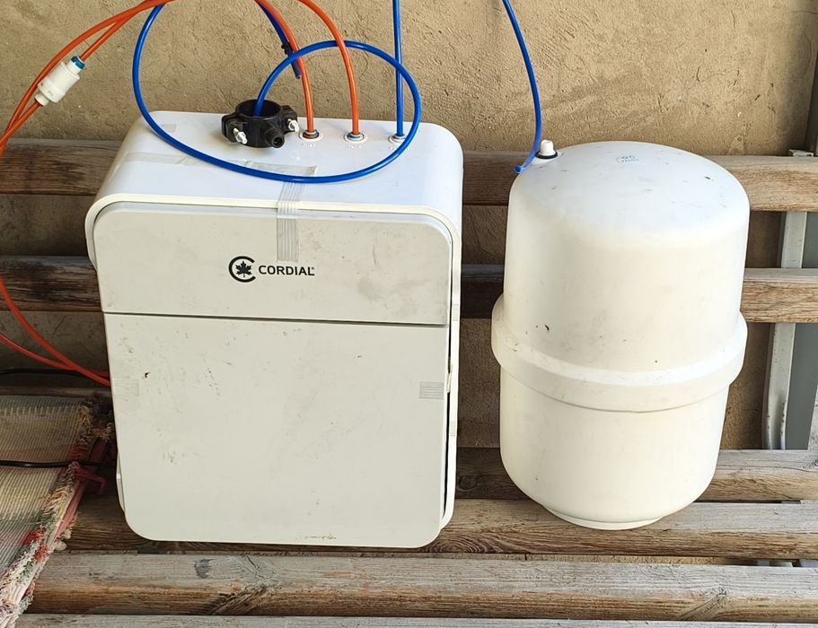 Продам оборудование для очистки воды дома.