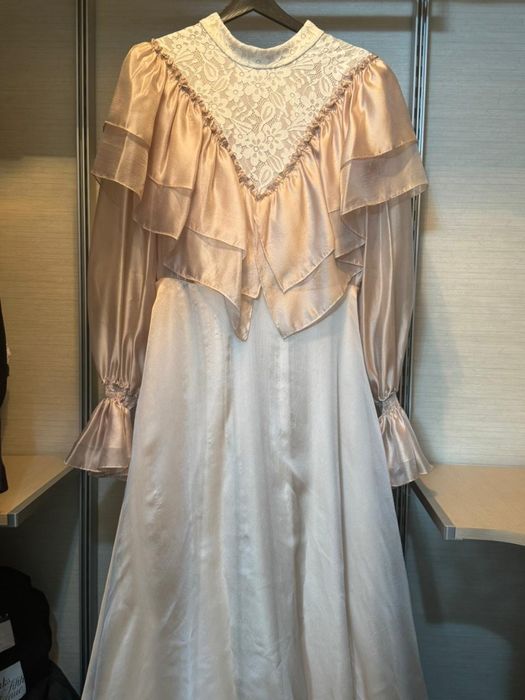 Платье от дизайнера Азамата Аргынбаева