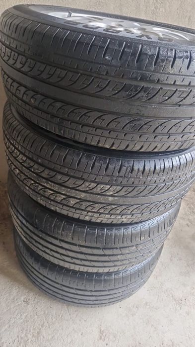 Карина , авенсиз , диски шинами