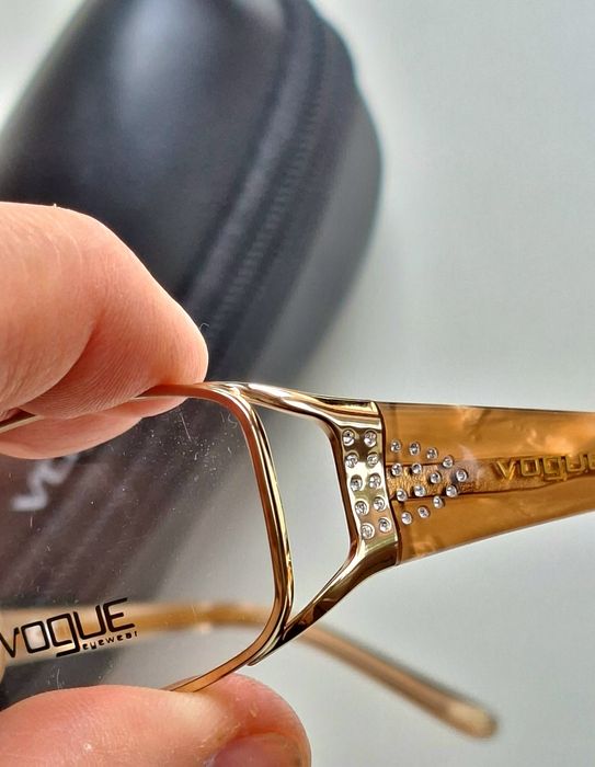 Оригинални диоптрични рамки на VOGUE