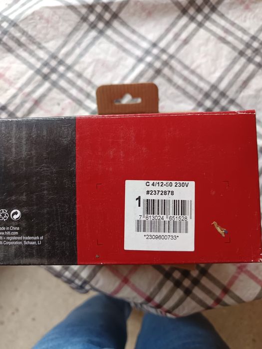 Vând discuri șlefuit Hilti  și încărcător ...