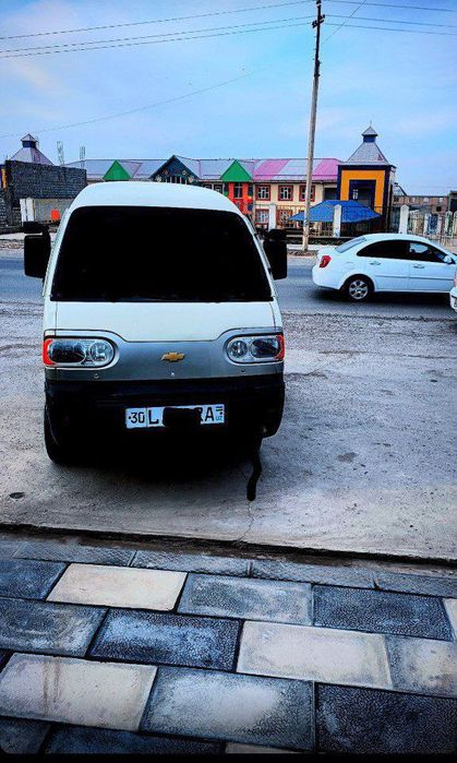 Damas van sotiladi kiraska toza