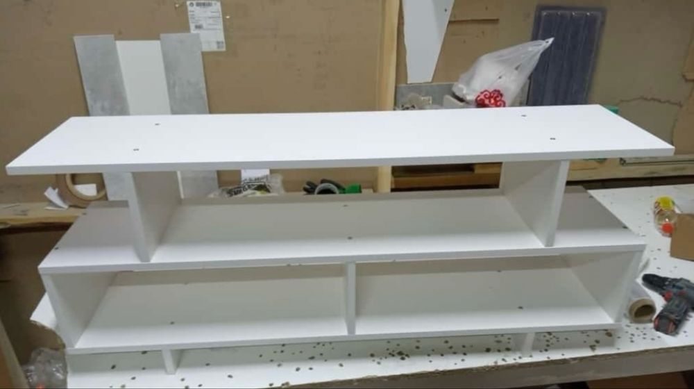 продам ТВ тумбу 120х45х30
