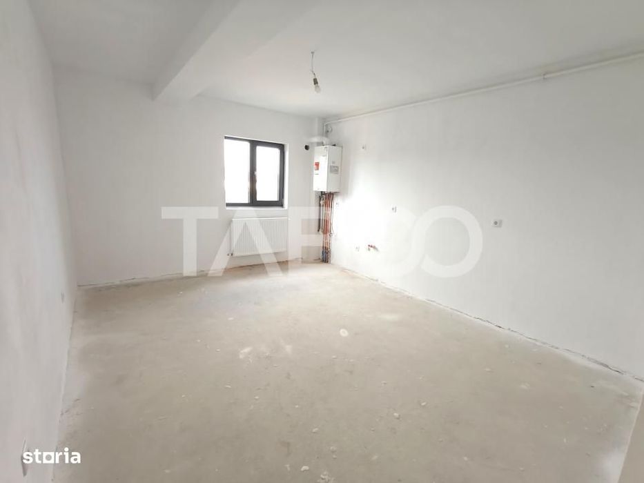 Apartament intabulat 3 camere balcon - etaj 1 - parcare - Comision 0