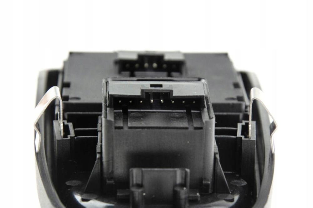 Бутони Ключ За Ел.стъкла, Iveco, Daily MK4, Ел.огледала