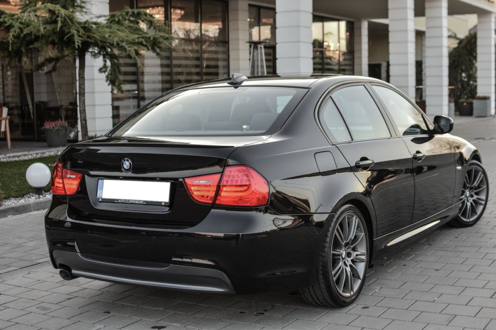 BMW seria 3 e90 lci M pachet 2011 318 d  EURO 5 n47