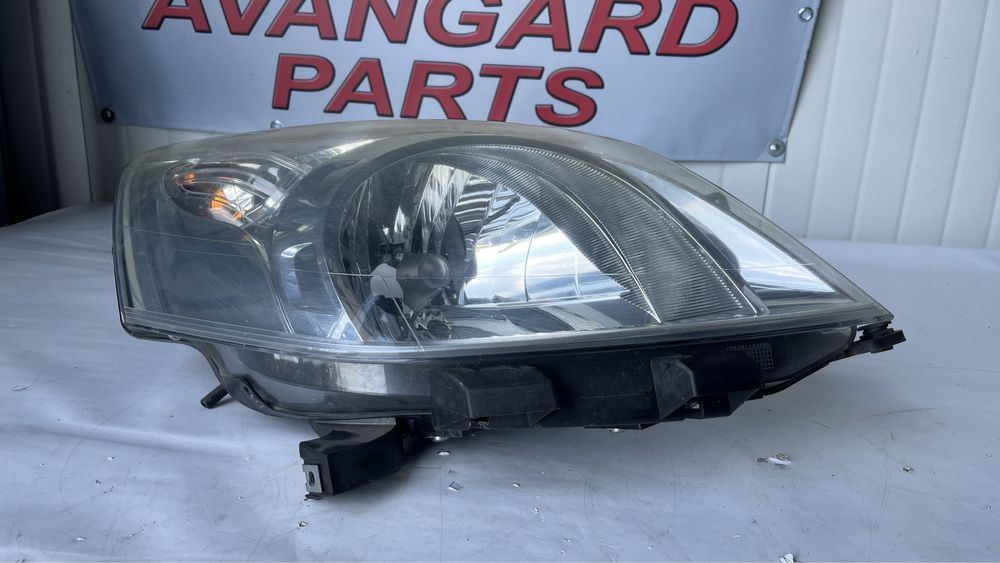 4 броя десен фар Fiat Fiorino,Citroen Nemo