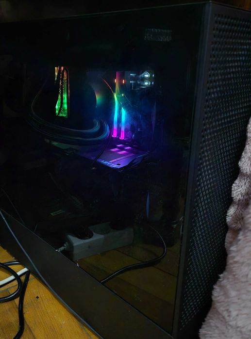 Vand PC gaming impecabil