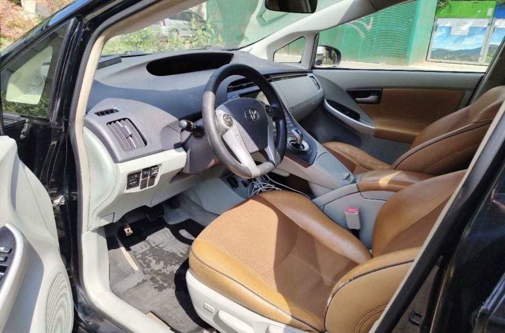 Toyota Prius Hybrid+GPL an 2010