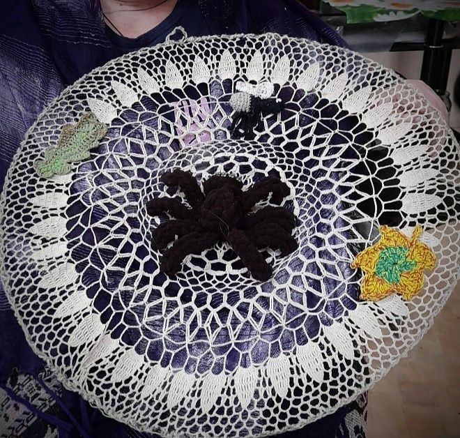 Украшение на стену