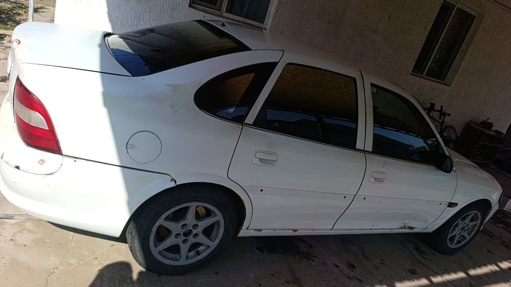 Opel vectra двухлитровый
