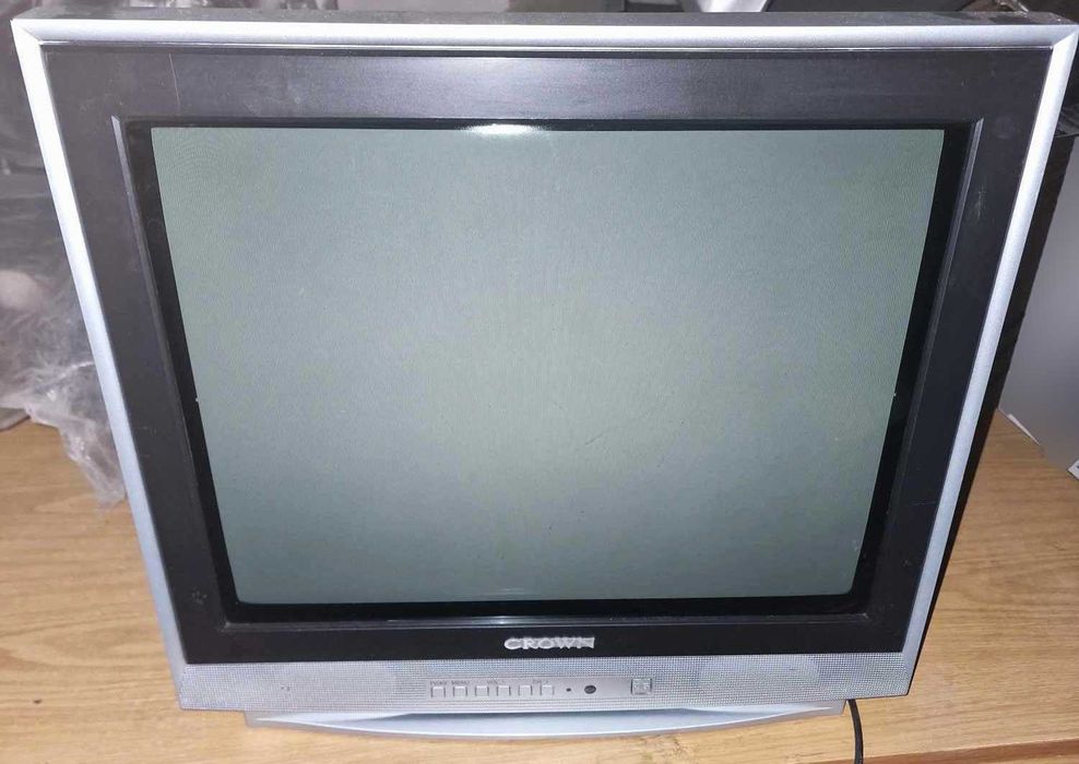 Телевизор Crown-39лв