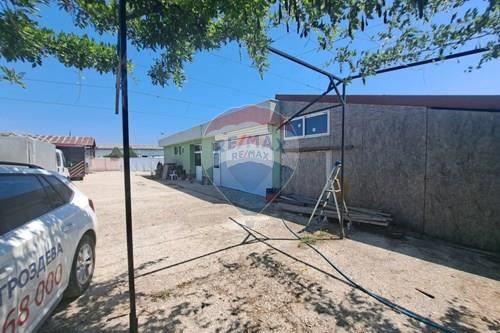 Индустриална сграда в с. Приселци, обл. Варна Т3618