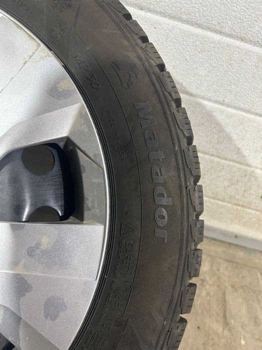 Зимние шины  volkswagen polo