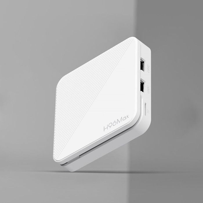 Приставка для телевизора Android/ smartTV box