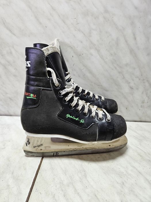 Patine 18 hochei hochey  Botas marimea 37  (24,2  cm)