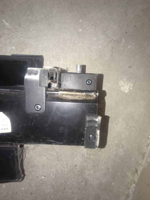 Продается шторка багажника на БМВ