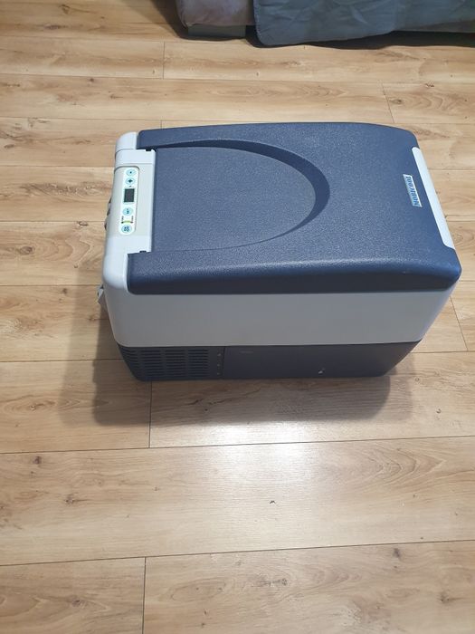 Frigider auto cu compresor