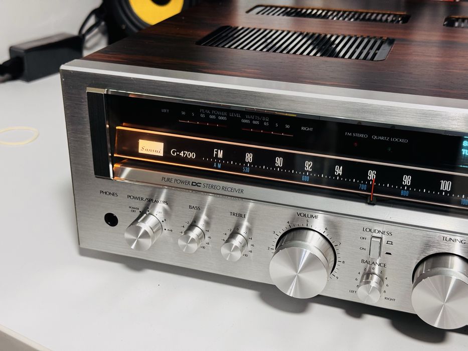 Amplituner/amplificator SANSUI G-4700,carcasă lemn,Impecabil,50W/canal