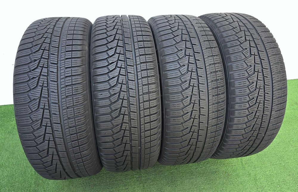 4бр. 205/55/17 HANKOOK Winter ICept evo 2- зимни