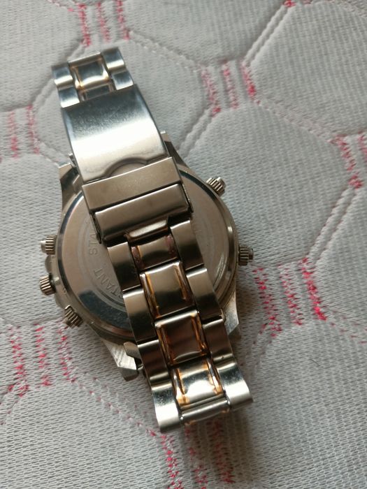 Продам часы водонепроницаемый