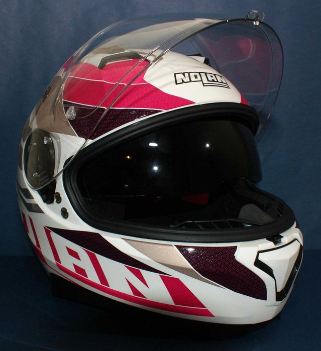 Каска за мотор Nolan N87 размер XXS, неразличима от нова.