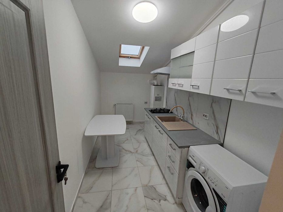 Apartament complet mobilat de inchiriat