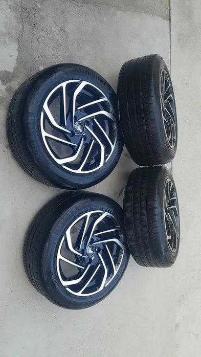 Diska r15 baloni qòshib beriladi