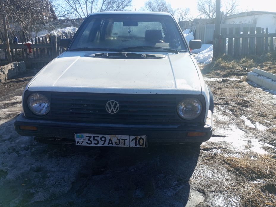 Volkswagen Golf 2