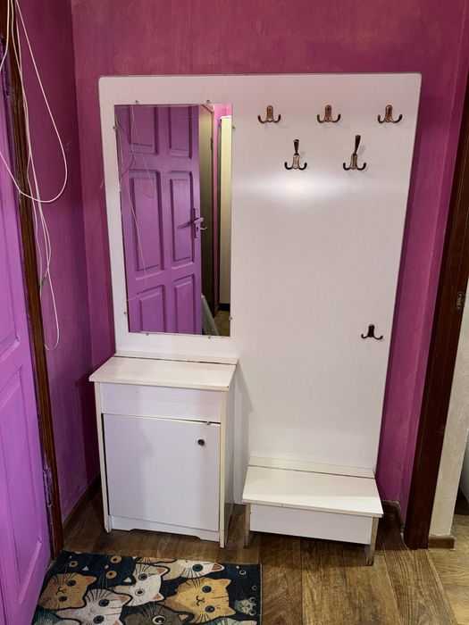 Шкаф вешалка в прихожую