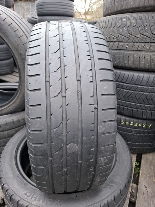 Vand 2 anvelope 255 45 20 kumho bune de vara dot 2020