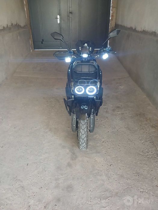 Tank skuter sotiladi