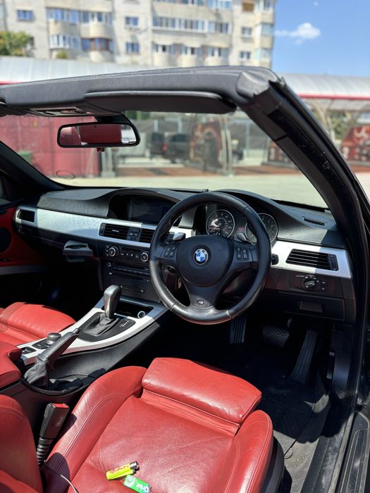 Dezmembrez bmw seria 3 e93