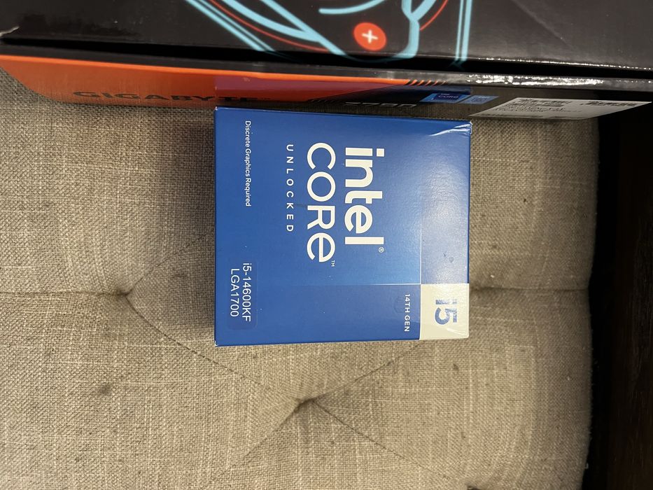 Intel i5 14600kf cu Z790 X AX kit