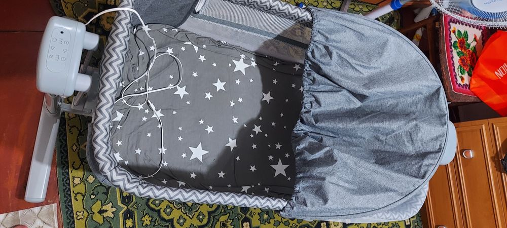 Продам детскую кроватку кочалку  люлька