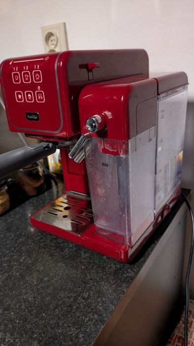 2 expresoare semiautomate, breville și cecotec pentru piese !