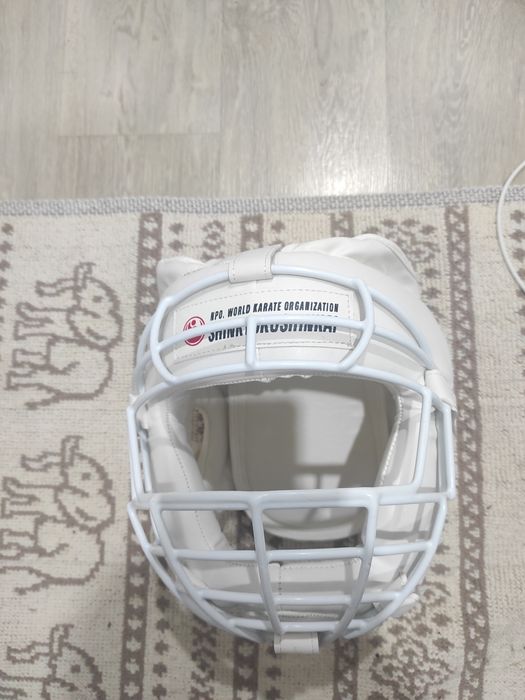 Шлем для кёкушинкай каратэ