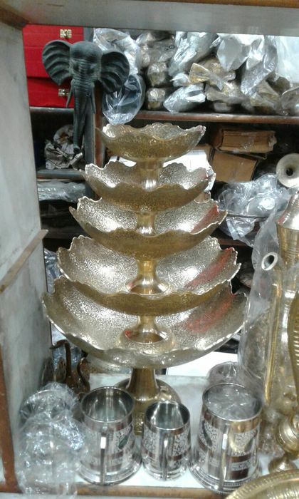 Посуда,Вазы,  Чак Чук,шоколадницы,этажерки Новая из Индии Латунь ручна
